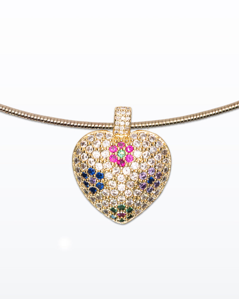 Heartbeat Glow – Choker dorata con cuore pavé colorato